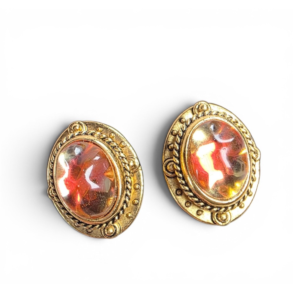 Doncaster Signed Gold Tone Clip-On Stud Earrings Oval Red Glass Cabochon - Picture 5 of 6